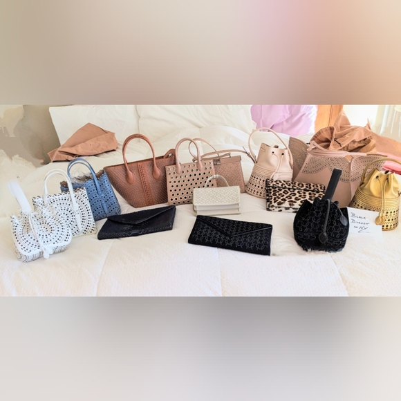 NWT Alaia Mina 20 Vienne Laser Cut Leather Handbag, Crossbody, & Tote - Picture 10 of 15